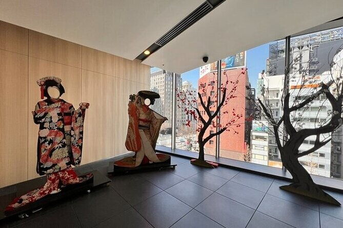 tokyo-guided-tour-of-japanese-traditional-performance-art-kabuki