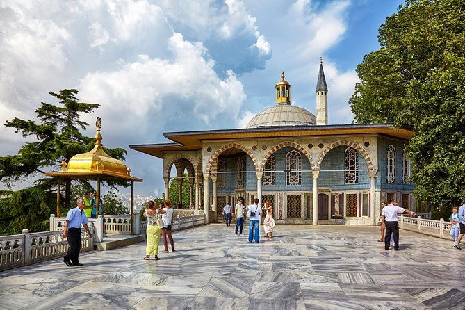 topkapi-palace-skip-the-line-entry-with-guided-tour