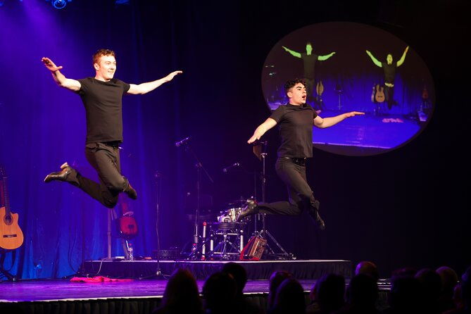 trad-on-the-prom-irelands-1-music-song-dance-experience