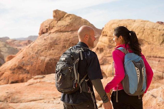 valley-of-fire-guided-hike-from-las-vegas