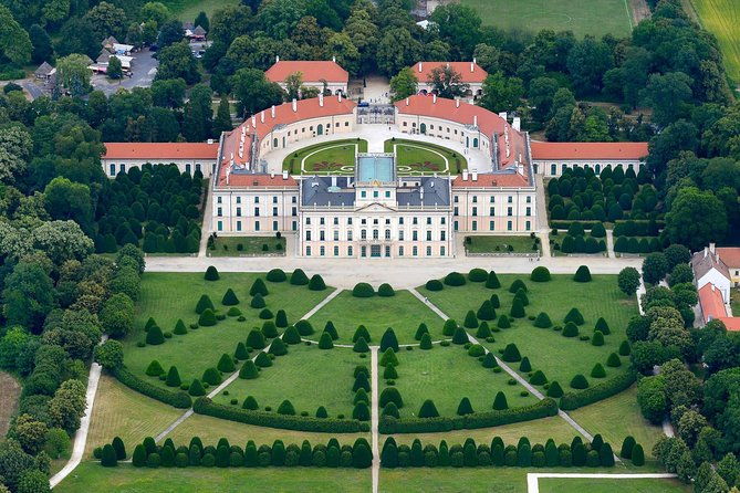 vienna-budapest-one-way-sightseeing-transfer