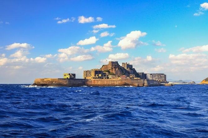 visit-gunkanjima-island-battleship-island-in-nagasaki