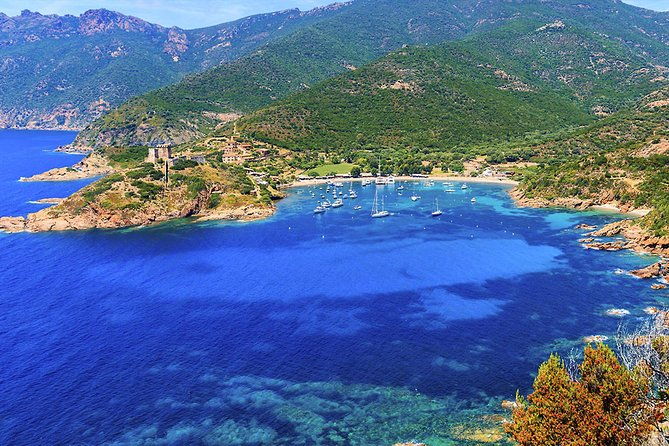 visit-scandola-the-creeks-of-piana-by-boat