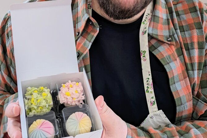 wagashi-traditional-japanese-sweets-class