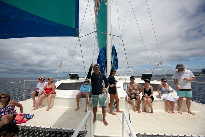 waikiki-catamaran-adventure-snorkel-with-sea-turtles
