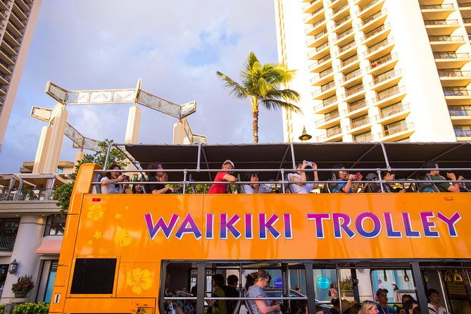 waikiki-trolley-hop-on-hop-off-tour-of-honolulu