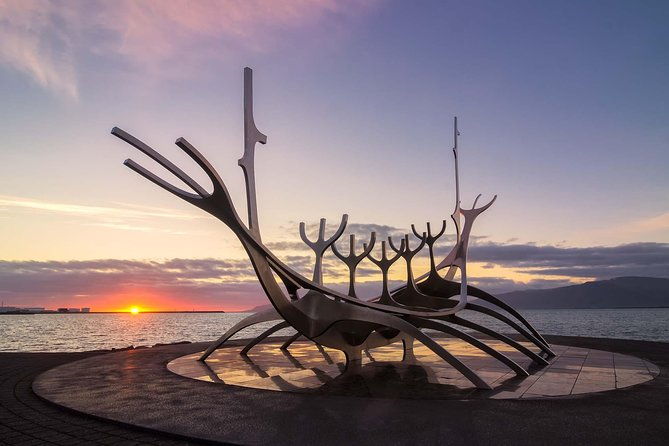 walking-tour-of-reykjavik-city