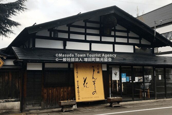 walking-tour-of-wealthy-merchants-storehouses-in-akita