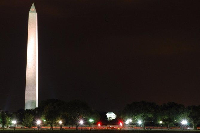 washington-dc-by-moonlight-electric-cart-tour