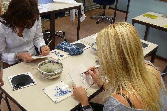 workshop-paint-your-own-delft-blue-tile