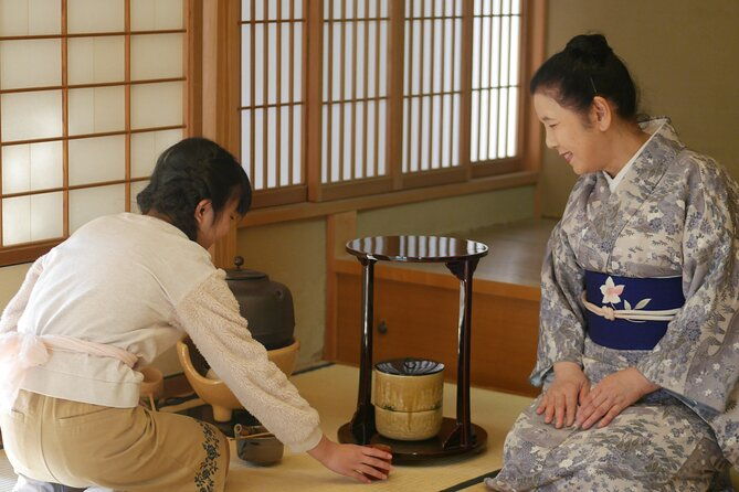 yokabus-kokura-castle-tea-ceremony-and-japan-toilet-innovation
