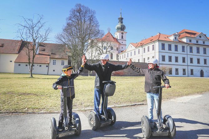1-5h-small-group-segway-tour-free-taxi-transfer-%ef%b8%8fwith-pragueway