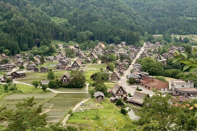 1-day-takayama-tour-explore-scenic-takayama-and-shirakawago