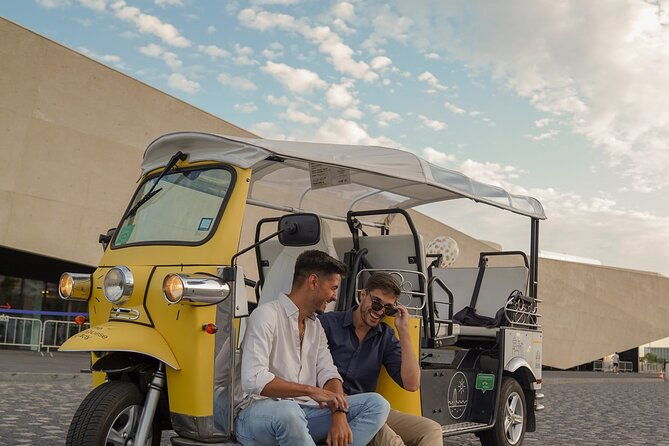 2-hour-lisbon-private-guided-tour-in-a-tuk-tuk