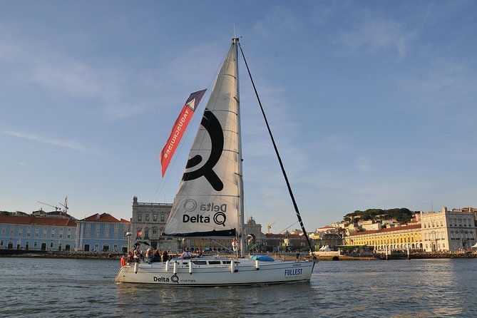 2-hours-private-sailing-tour-in-lisbon