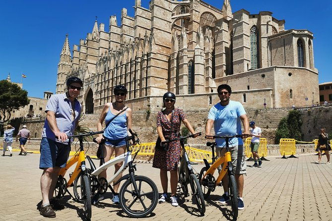 2-hours-sightseeing-e-bike-tour-in-palma-de-mallorca