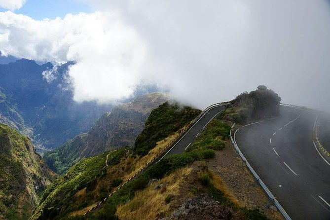 4x4-safari-private-jeep-full-day-customizable-santana-or-porto-moniz-or-other