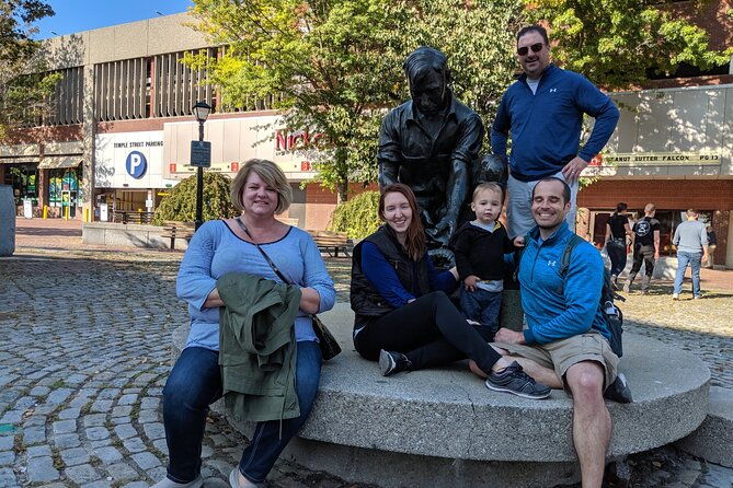 a-walk-through-time-tour-in-portland