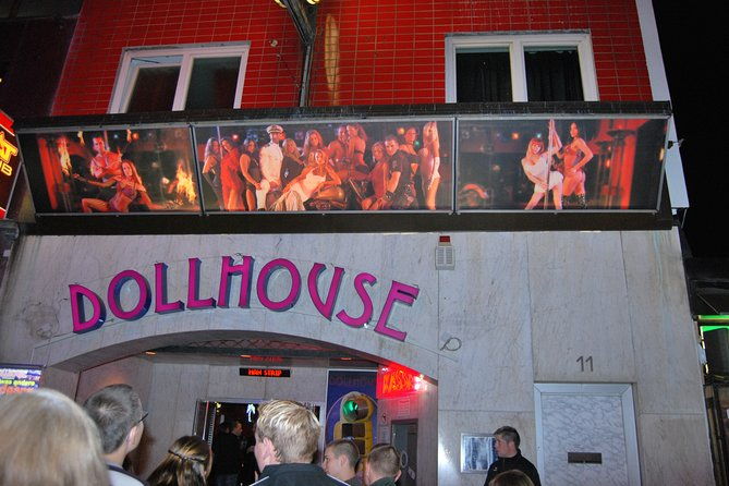 ahoy-st-pauli-at-night-the-legendary-kieztour