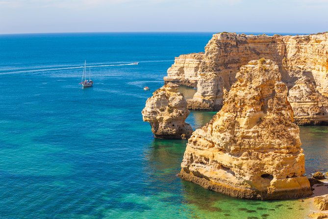 algarve-from-the-sea-portimao-includes-boat-trip-to-benagil-caves-and-lagos