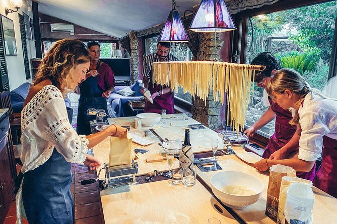 alghero-home-cooking-pasta-class-at-a-farmhouse-with-wine