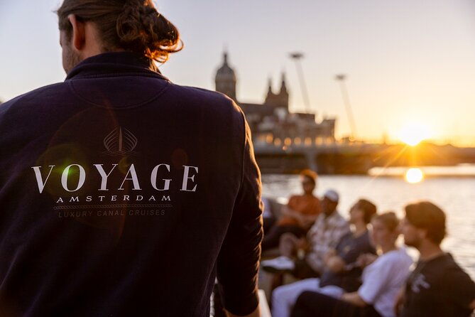 amsterdam-2-hour-canal-cruise-incl-drinks-dutch-snacks