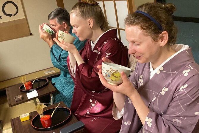 an-amazing-set-of-cultural-experience-kimono-tea-ceremony-and-calligraphy