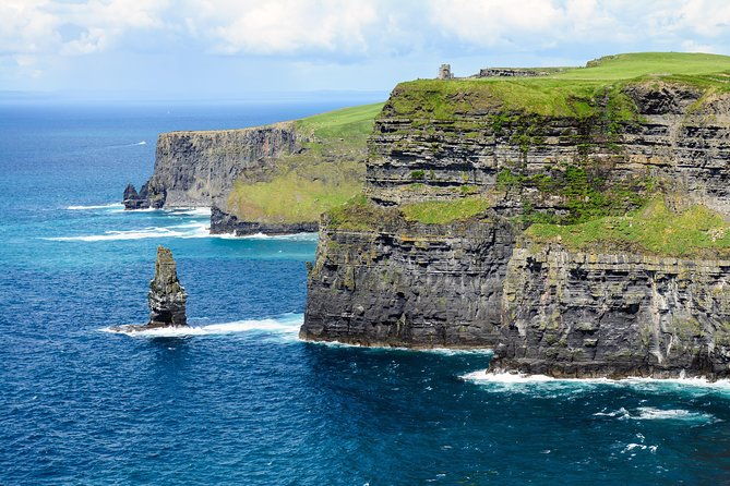 aran-island-cliffs-of-moher-cruise-tour-from-galway-guided