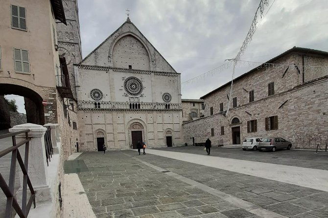 assisi-private-walking-tour-including-st-francis-basilica