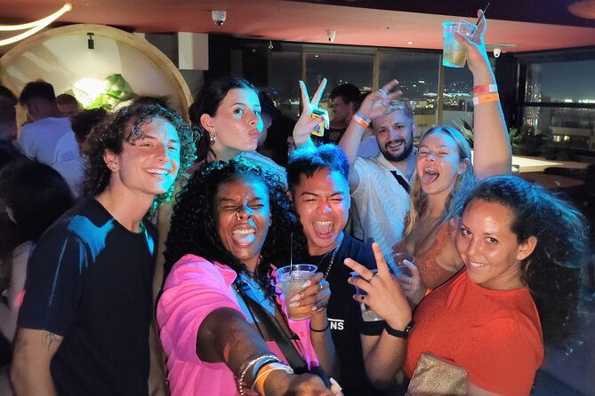 athens-party-pub-crawl-with-unlimited-drinks-nightclub-access