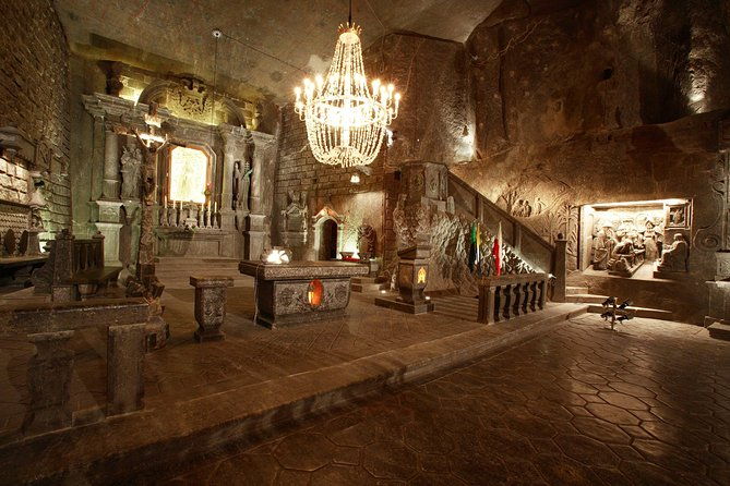 auschwitz-birkenau-and-wieliczka-salt-mine-day-tour-from-krakow-with-private-car