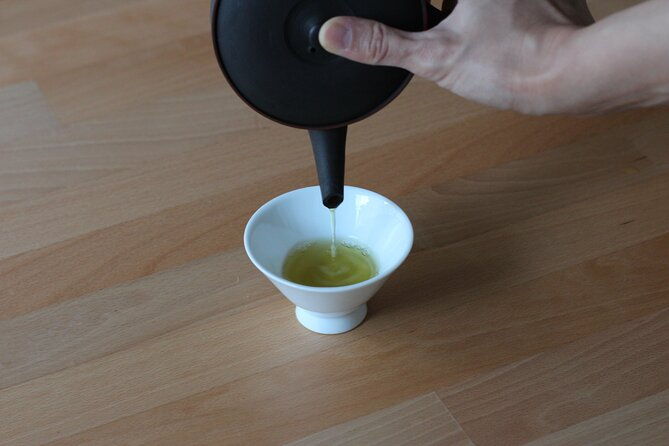 authentic-japanese-tea-tasting-session-sencha-matcha-gyokuro