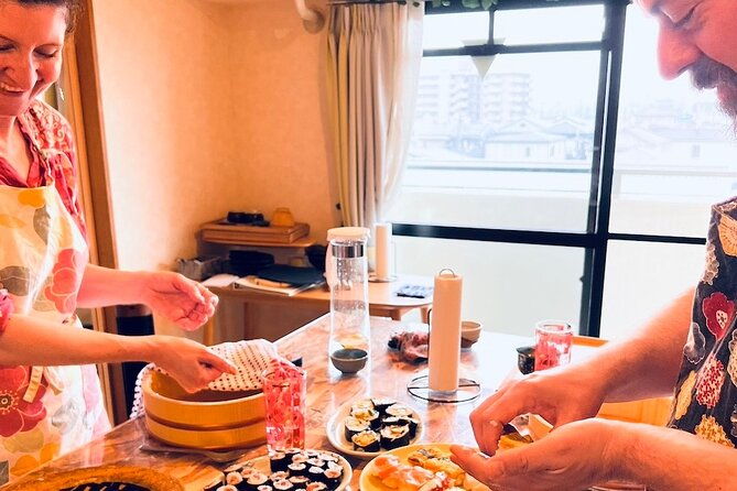 authentic-vegetarian-sushi-cooking-class-in-osaka