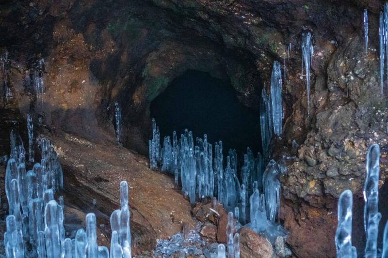 bamboo-ice-cave-snowshoe-to-see-a-natural-phenomenon