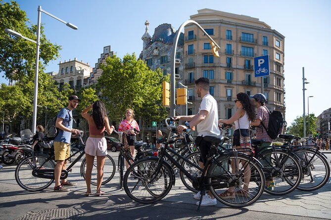 barcelona-city-highlights-bike-tour