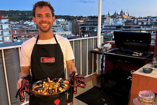 bbq-paella-in-a-penthouse-terrace-in-barcelona-with-a-chef