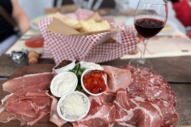 best-street-food-walking-tour-in-milan