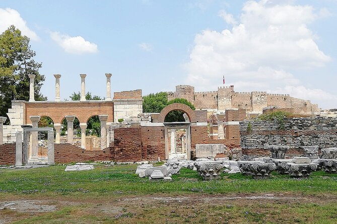 biblical-ephesus-with-bible-oriented-tour-guide-entrance-included