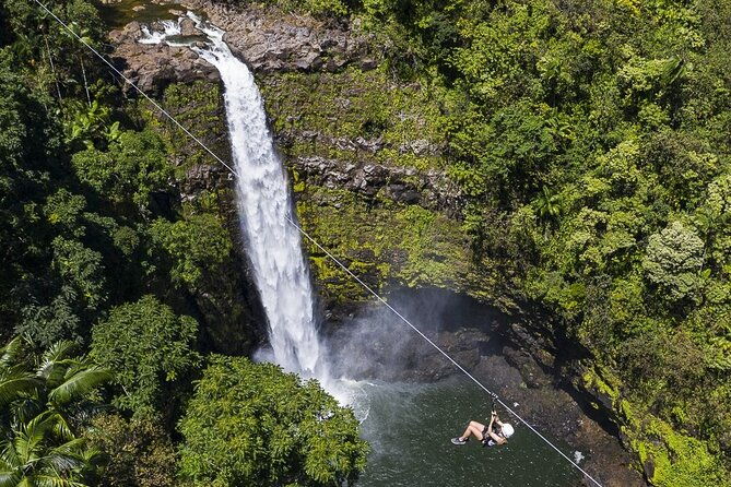 big-island-zipline-over-kolekole-falls