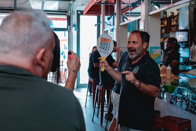 bikes-bites-and-brews-chicagos-signature-dishes-bike-tour