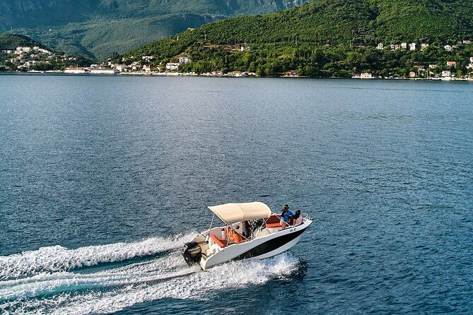 blue-cave-guided-tour-in-kotor-bay