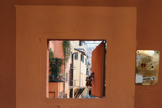 bologna-gastronomic-experience-with-a-local