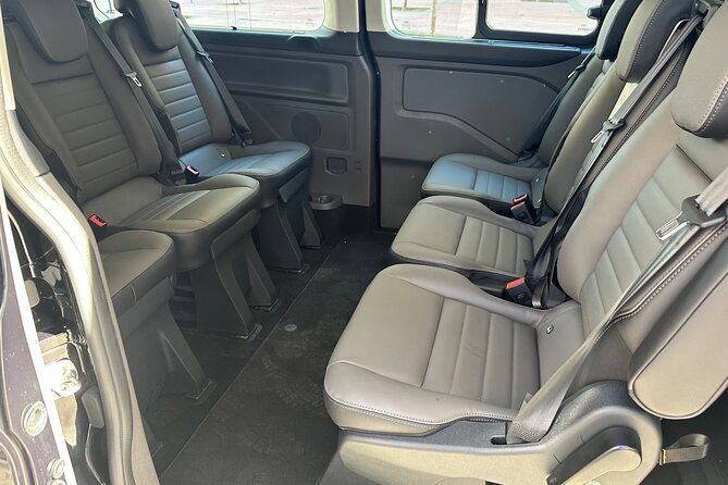 book-private-transfers-from-barcelona-airport-to-barcelona-city