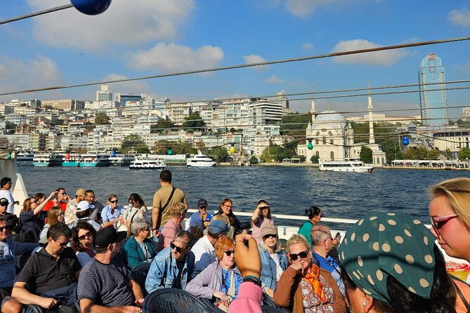 bosphorus-morning-cruise-with-asia-stop
