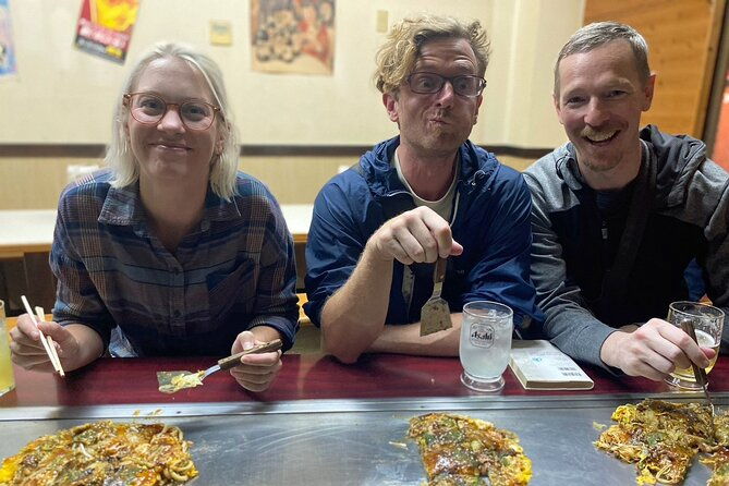 bouldering-sake-and-food-local-gem-hiroshima-evening-tour