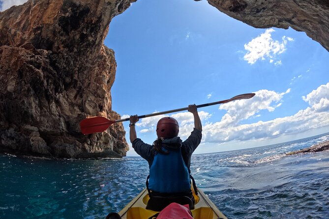 cala-varques-guided-kayak-sea-caves-expedition-snorkeling
