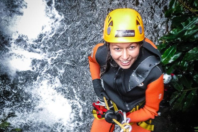 canyoning-experience-in-ribeira-dos-caldeiroes-sao-miguel-azores