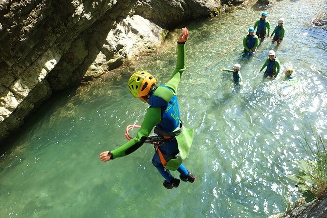 canyoning-family-fun-family-friendly-canyoningtour