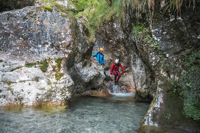 canyoning-in-susec-canyon-2