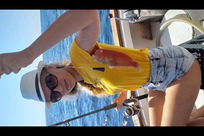 captain-manolis-fishing-with-barbecue-on-the-boat